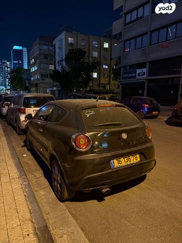 מודעת רכב אלפא רומיאו מיטו