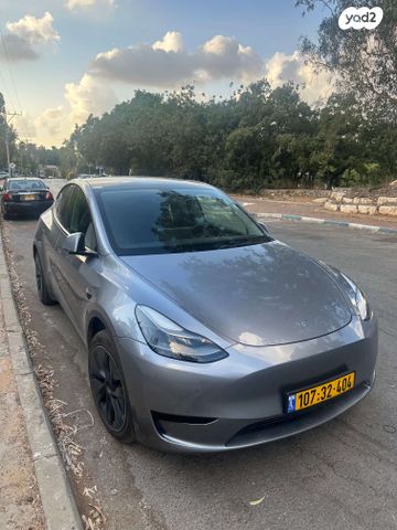 מודעת רכב טסלה מודל Y