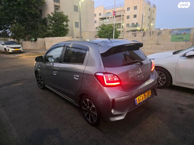 מיצובישי ספייס סטאר