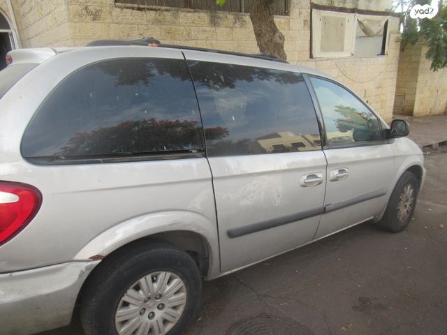 וויאג'ר FWD אוט׳ וואן גדול 3.3 (182 כ״ס)