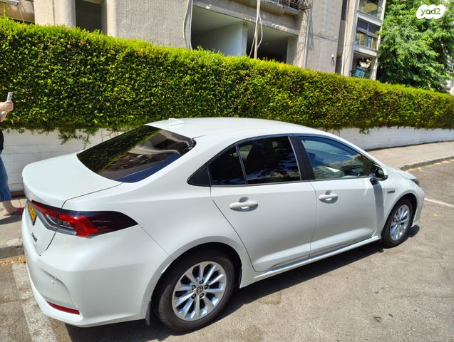 מודעת רכב טויוטה קורולה