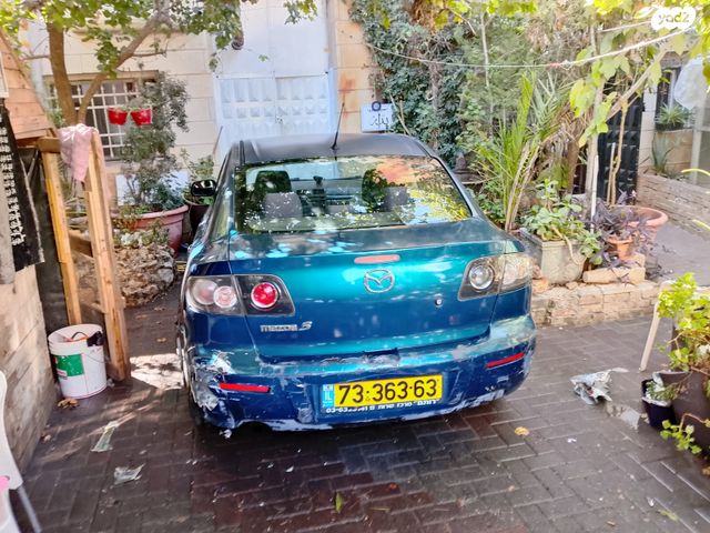 מאזדה 3
