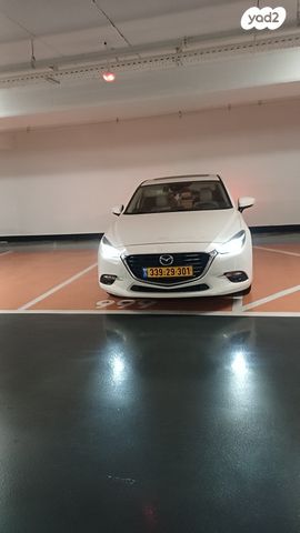 מודעת רכב מאזדה 3