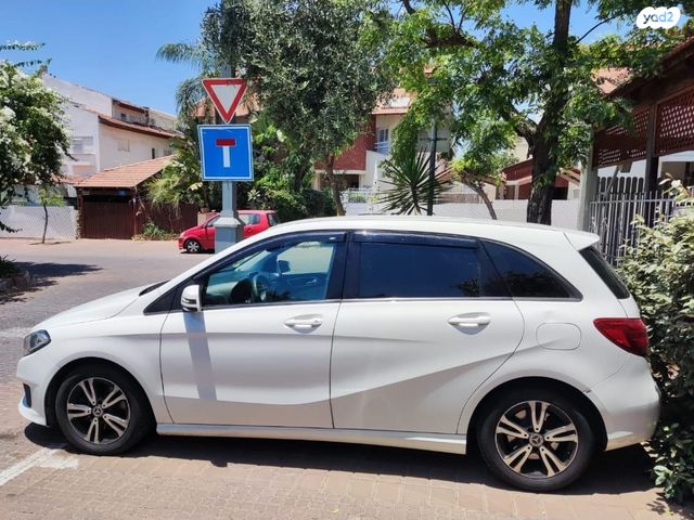 מרצדס-בנץ B-class