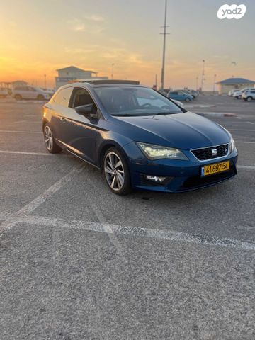 מודעת רכב סיאט לאון