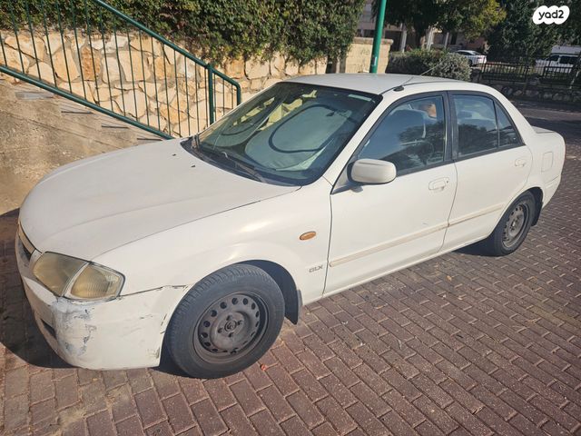 מודעת רכב מאזדה 323
