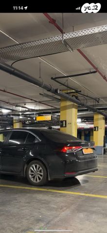 טויוטה קורולה