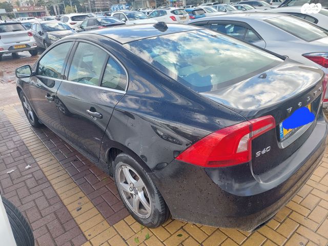 וולוו S60