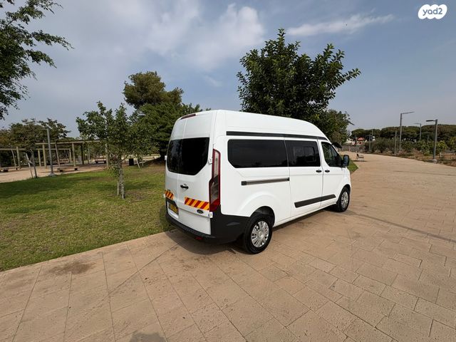 פורד טרנזיט קוסטום