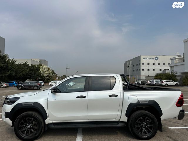 טויוטה היילקס