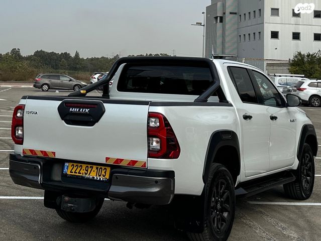 טויוטה היילקס