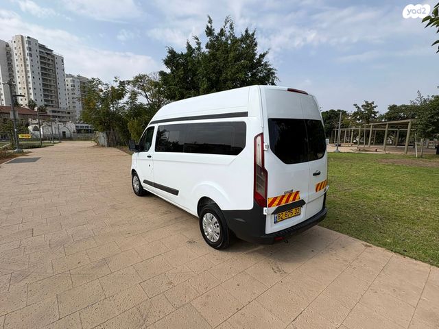 פורד טרנזיט קוסטום