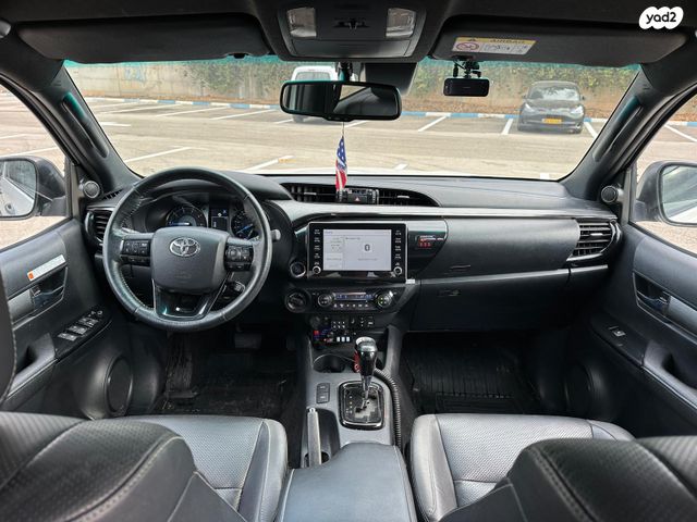 טויוטה היילקס