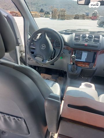 מודעת רכב מרצדס-בנץ ויאנו