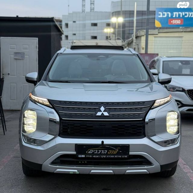 מיצובישי אאוטלנדר