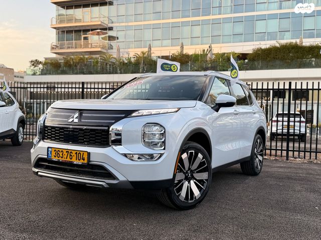 מיצובישי אאוטלנדר