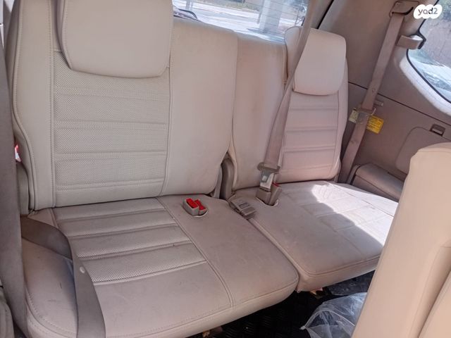 טויוטה לנד קרוזר