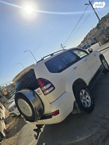 טויוטה לנד קרוזר