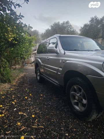 יונדאי טאראקן