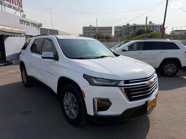 שברולט טראוורס