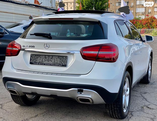 מרצדס-בנץ GLA