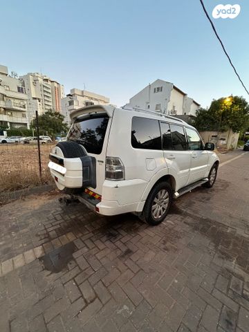 מיצובישי פג'רו