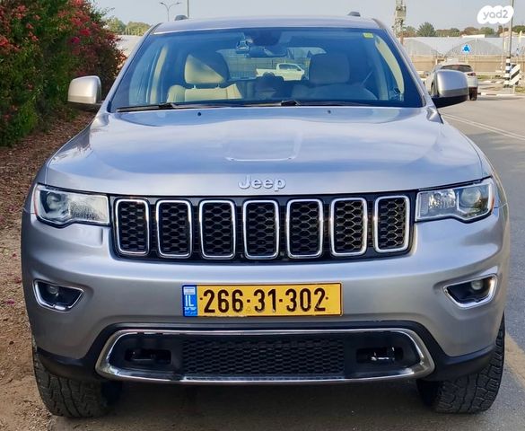 מודעת רכב ג'יפ גרנד צ'ירוקי