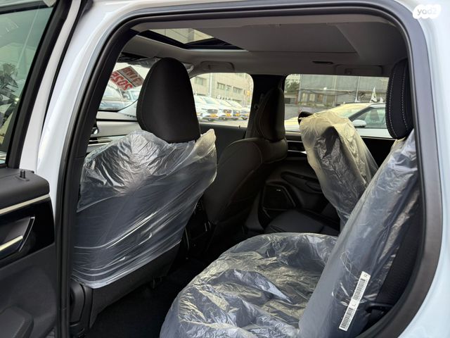 מיצובישי אאוטלנדר