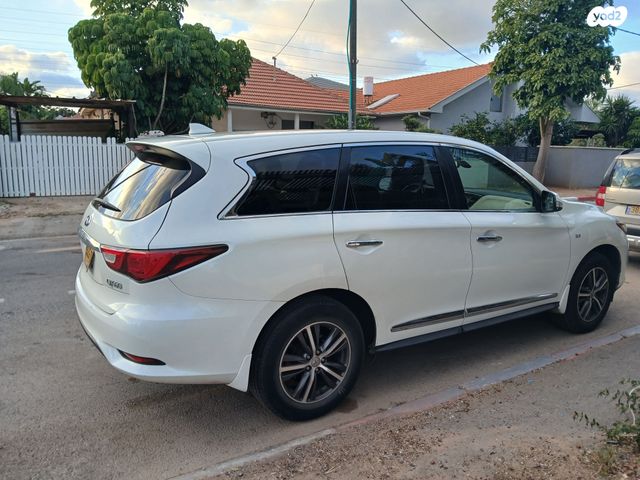 אינפיניטי QX60