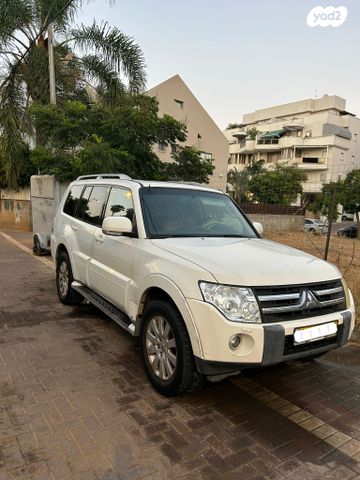 מיצובישי פג'רו