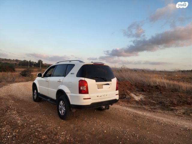 מודעת רכב סאנגיונג רקסטון