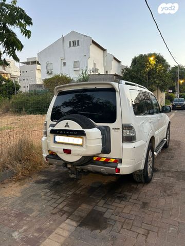 מיצובישי פג'רו