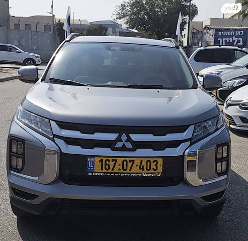 מודעת רכב מיצובישי ASX