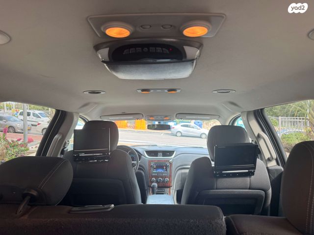 שברולט טראוורס