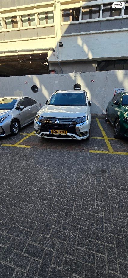 מודעת רכב מיצובישי אאוטלנדר