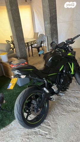 קאוואסאקי Z650 abs
