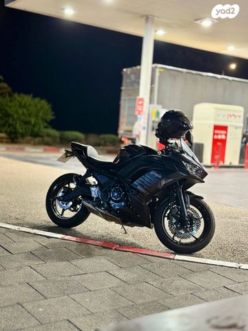 קאוואסאקי נינג'ה 650