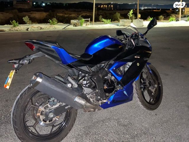 קאוואסאקי נינג'ה 125