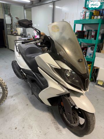 מודעת רכב קימקו דאון-טאון 350