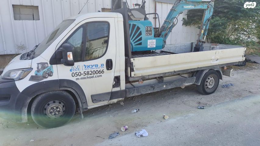 מודעת רכב פיג'ו