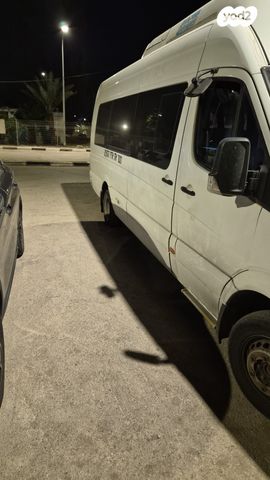 מיניבוסים ורכבי הסעות