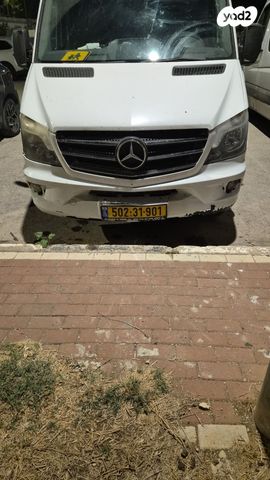 מיניבוסים ורכבי הסעות