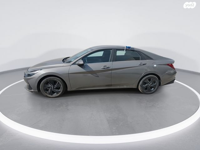 יונדאי אלנטרה