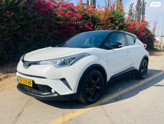 מודעת רכב טויוטה C-HR