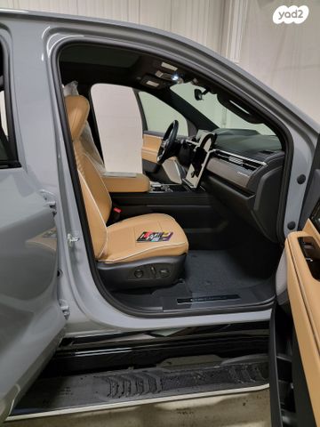 ג'י.אם.סי סיירה EV  