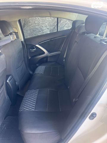 טויוטה אוונסיס