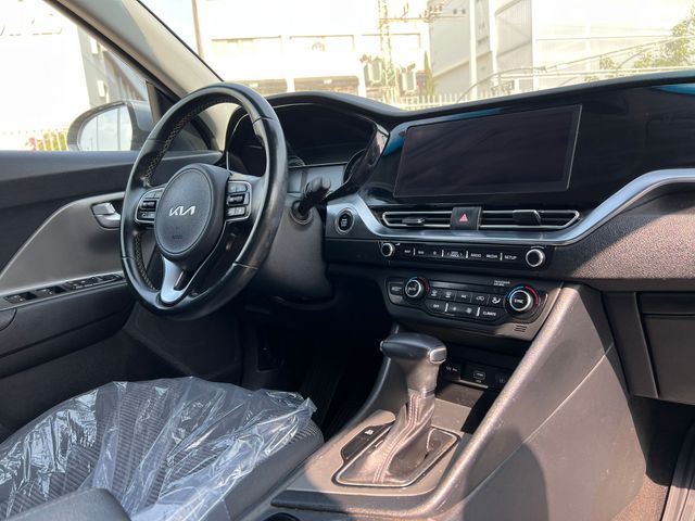 קיה נירו פלוס