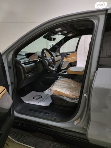 ג'י.אם.סי סיירה EV  