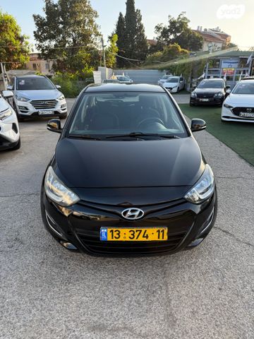 מודעת רכב יונדאי i20