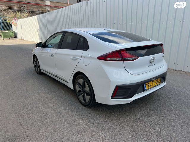 יונדאי איוניק